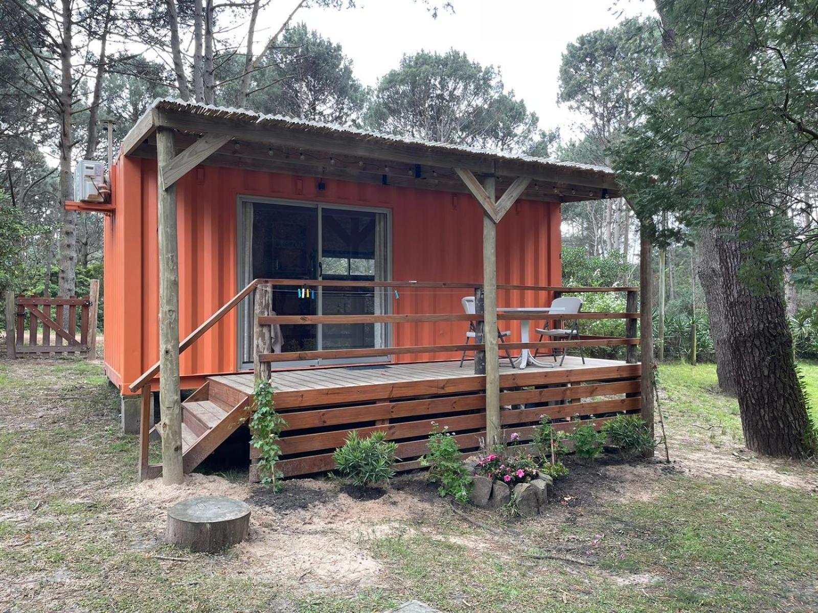 Helles, Modernes Containerhaus Punta del Este